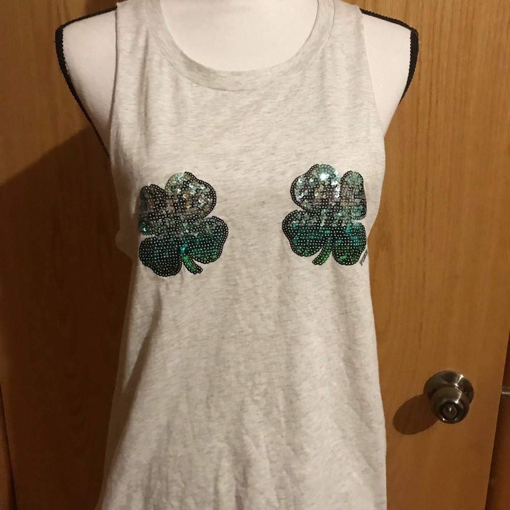 ST PATRICS’S DAY VS PINK SHAMROCK MUSCLE TANK NWT